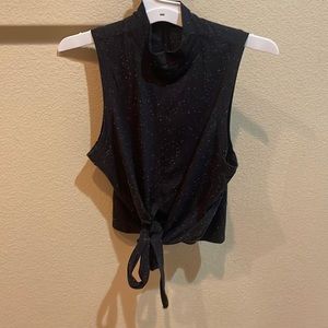 Lululemon high cut tie tank. Size 4.